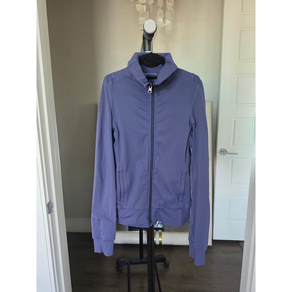 Lululemon Raja Reversible Night Market Floral Jacket Purple size 4